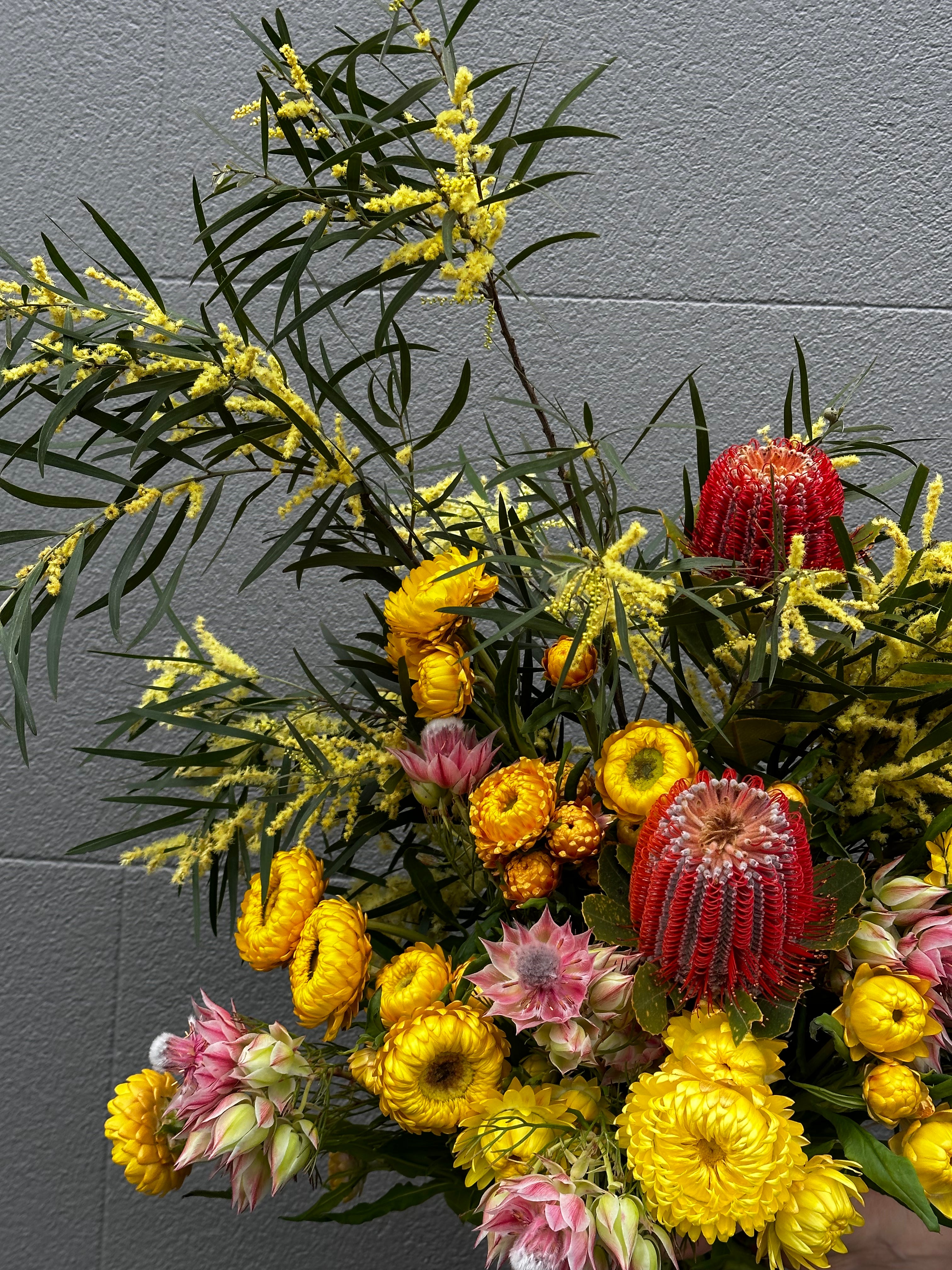 Unique Funeral Flower Arrangements: What You Need To Know Before You Send »  FloraQueen EN